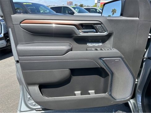 New 2025 GMC Sierra 1500 Denali w/ Denali Reserve Package image 14