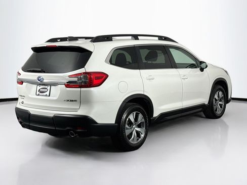 Used 2023 Subaru Ascent Premium AWD/4WD image 11