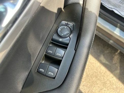 Used 2024 Chevrolet Blazer LT w/ Convenience Package FWD image 12