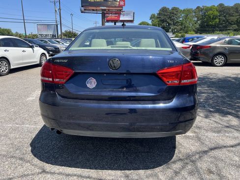 Used 2014 Volkswagen Passat 1.8T SE FWD image 3