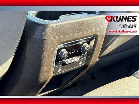 Used 2024 Chevrolet Tahoe LT AWD/4WD image 28