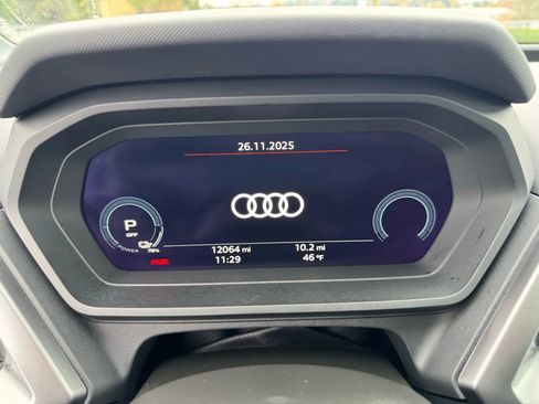 Used 2023 Audi Q4 e-tron Premium Plus image 32