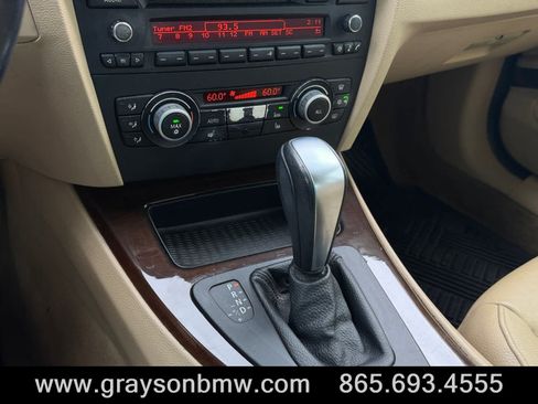 Used 2011 BMW 328i Sedan RWD image 25