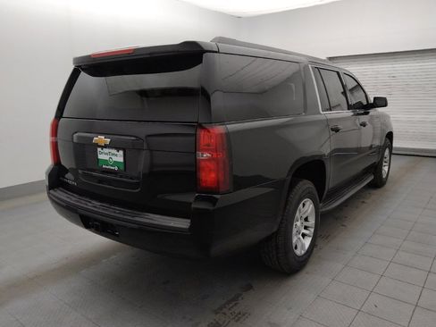 Used 2015 Chevrolet Suburban LS RWD image 9