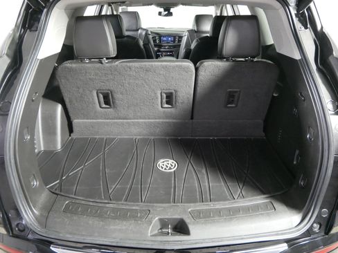Used 2021 Buick Enclave Avenir w/ Avenir Technology Package AWD/4WD image 18