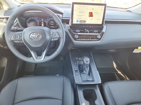 New 2026 Toyota Corolla Cross XLE w/ Convenience Package image 9