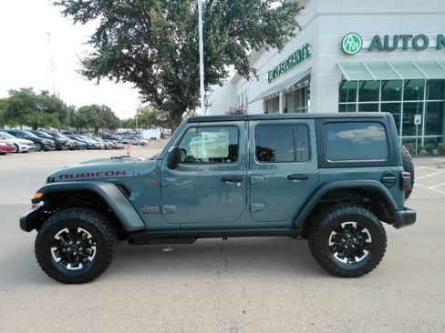 Used 2026 Jeep Wrangler Unlimited Rubicon AWD/4WD image 10