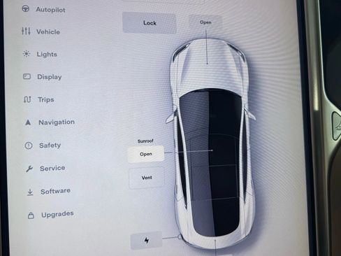 Used 2017 Tesla Model S 75D image 25