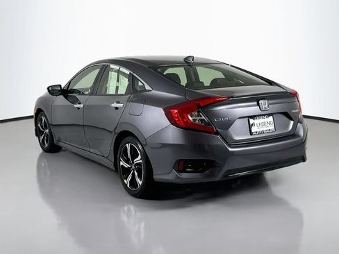 Used 2018 Honda Civic Touring image 7
