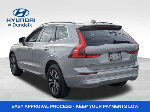 Used 2023 Volvo XC60 B5 Core AWD/4WD image 3
