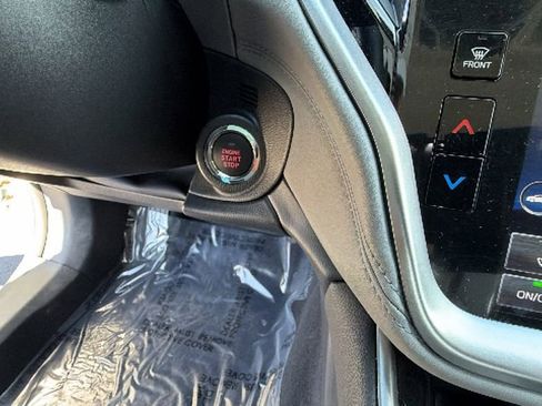 Certified 2025 Subaru Legacy Premium image 17