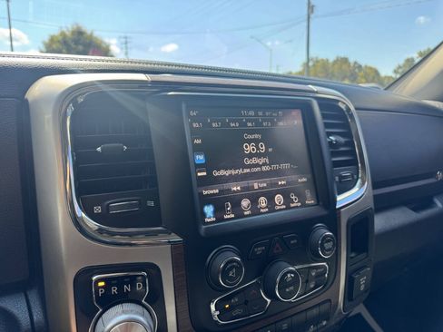 Used 2016 RAM 1500 Laramie AWD/4WD image 23