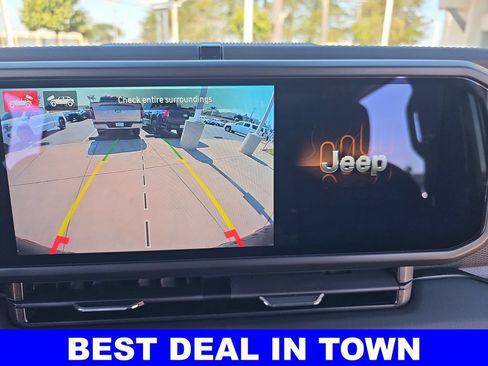 New 2026 Jeep Wrangler Unlimited Rubicon AWD/4WD image 34