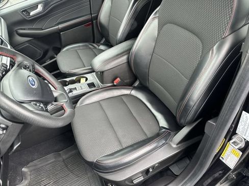 Used 2023 Ford Escape ST-Line w/ Tech Pack #1 AWD/4WD image 15