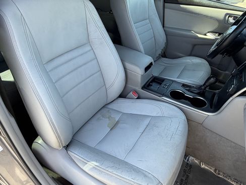 Used 2015 Toyota Camry XLE w/ Convenience Package FWD image 10