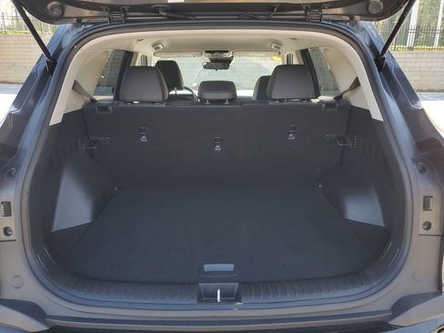 Used 2025 Kia Seltos S image 9