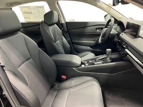 New 2025 Honda Accord EX-L image 32