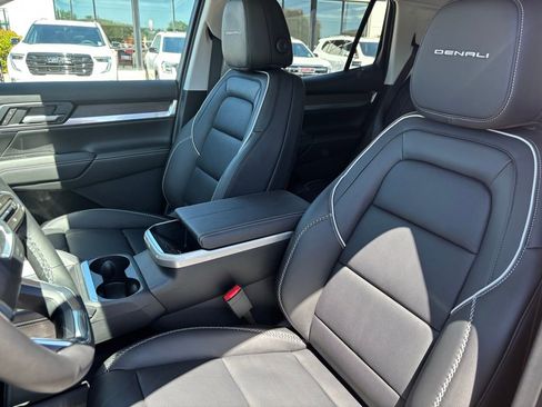 New 2026 GMC Terrain Denali AWD/4WD image 15