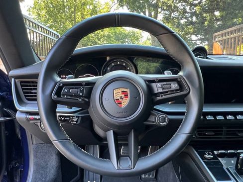 Used 2020 Porsche 911 Carrera image 9