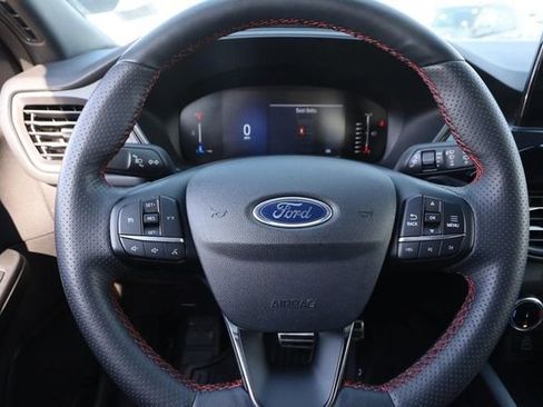 Certified 2024 Ford Escape ST-Line image 11