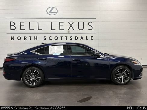 Used 2024 Lexus ES 350 w/ Premium Package FWD image 3
