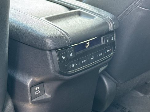 Certified 2024 Toyota Grand Highlander Platinum image 17