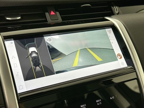 Certified 2023 Land Rover Discovery Sport S image 16