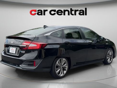 Used 2018 Honda Clarity Touring image 5