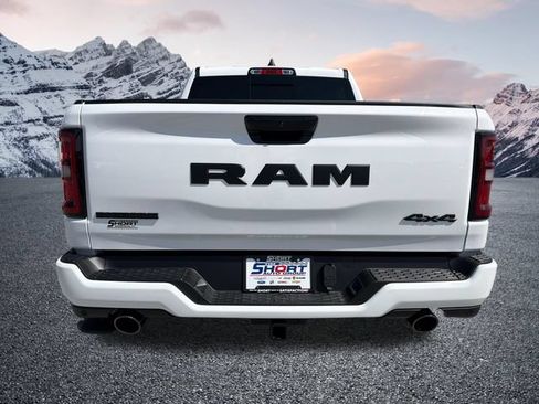 New 2026 RAM 1500 Big Horn w/ Night Edition AWD/4WD image 9