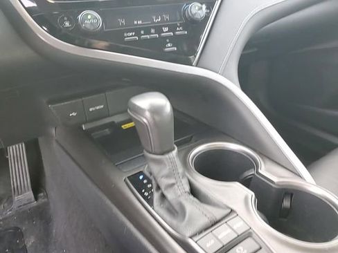 Used 2023 Toyota Camry XSE image 19