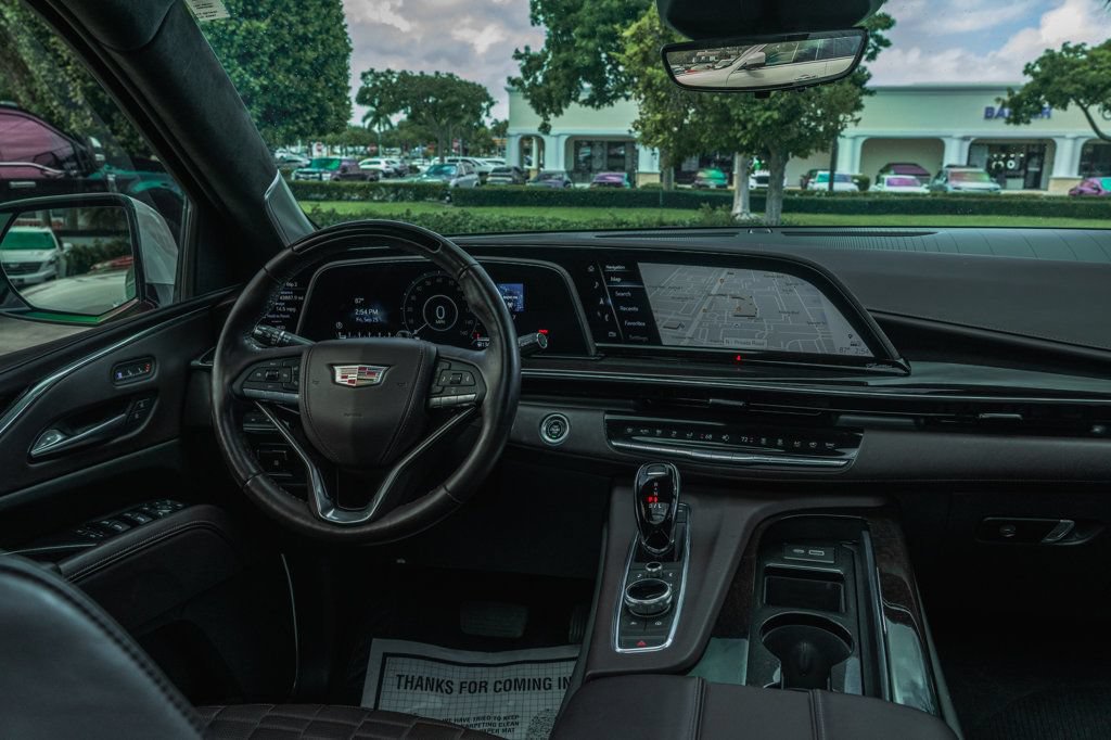 Used 2023 Cadillac Escalade ESV Sport Platinum w/ Heavy-Duty Trailer Package AWD/4WD image 19