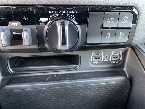 Used 2023 RAM 1500 Big Horn image 13