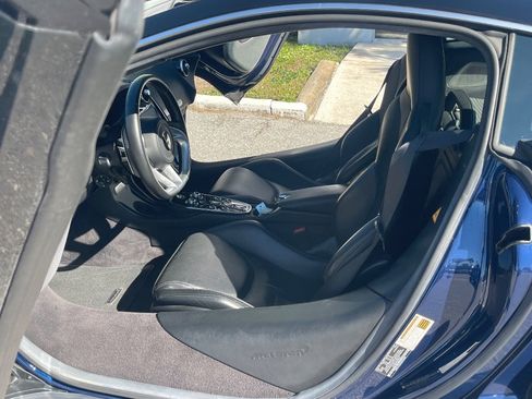 Used 2020 McLaren GT image 7