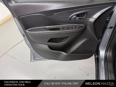 Used 2019 Buick Encore Preferred FWD image 19