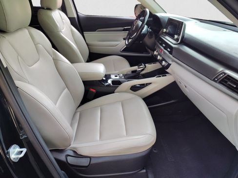 Used 2020 Kia Telluride S AWD/4WD image 21