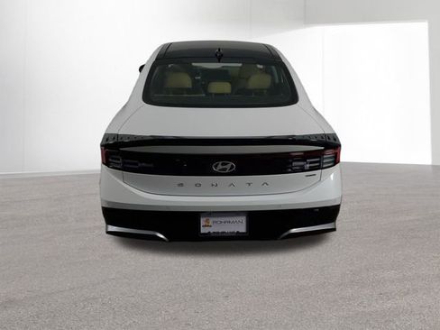 New 2025 Hyundai Sonata Limited image 36