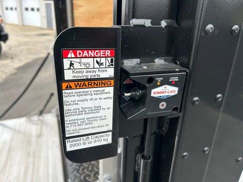 New 2026 Ford E-450 and Econoline 450 Super Duty w/ Power Equipment Group image 11