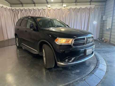 Used 2018 Dodge Durango SXT w/ Quick Order Package 2BB image 3