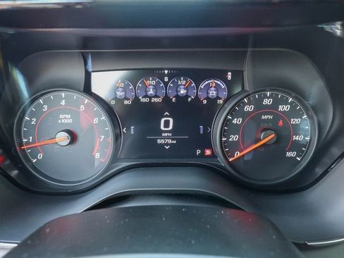 Used 2024 Chevrolet Camaro LT RWD image 18