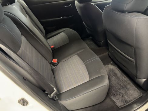 Used 2018 Nissan Leaf SV w/ SV Technology Package FWD image 20