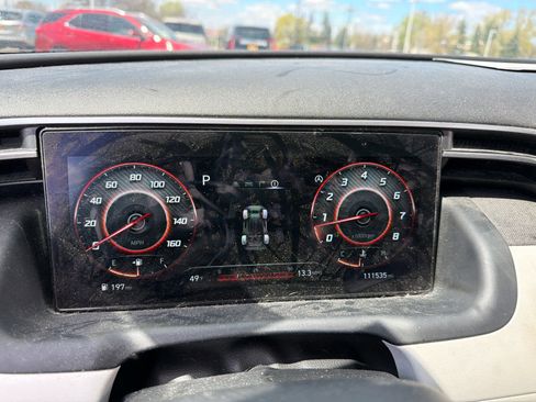 Used 2022 Hyundai Tucson Limited AWD/4WD image 19