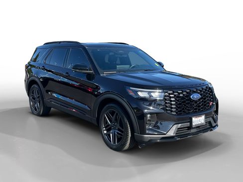 Certified 2025 Ford Explorer ST w/ Sun And Sound Package AWD/4WD image 7