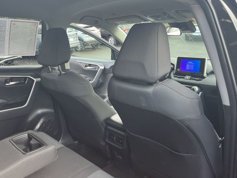 Certified 2024 Toyota RAV4 XLE AWD/4WD image 17