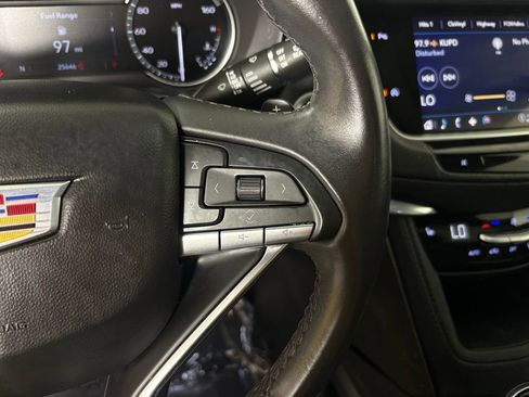 Used 2024 Cadillac XT6 Luxury image 28