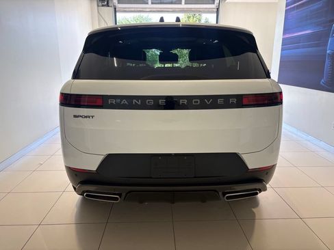 Used 2025 Land Rover Range Rover Sport AWD/4WD image 3