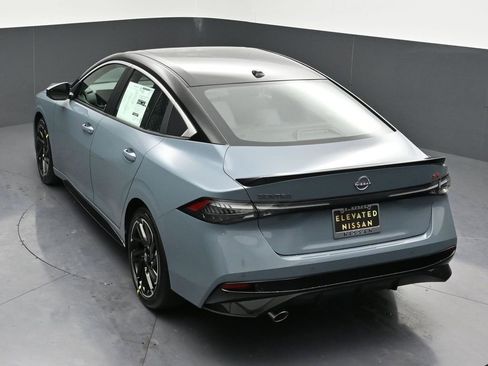 New 2026 Nissan Sentra SR w/ SR Premium Package image 25