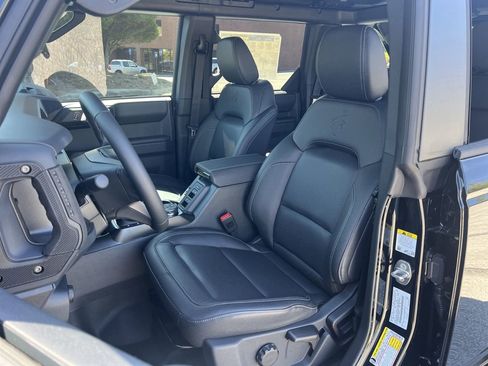 New 2026 Ford Bronco Badlands AWD/4WD image 13