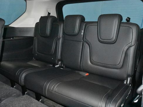 New 2026 Nissan Armada SV AWD/4WD image 17