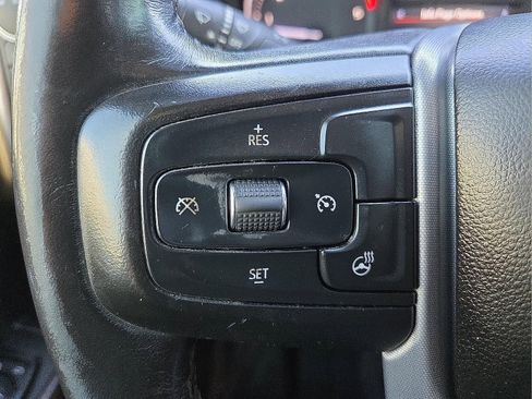 Used 2022 GMC Sierra 3500 SLT w/ SLT Convenience Package image 19