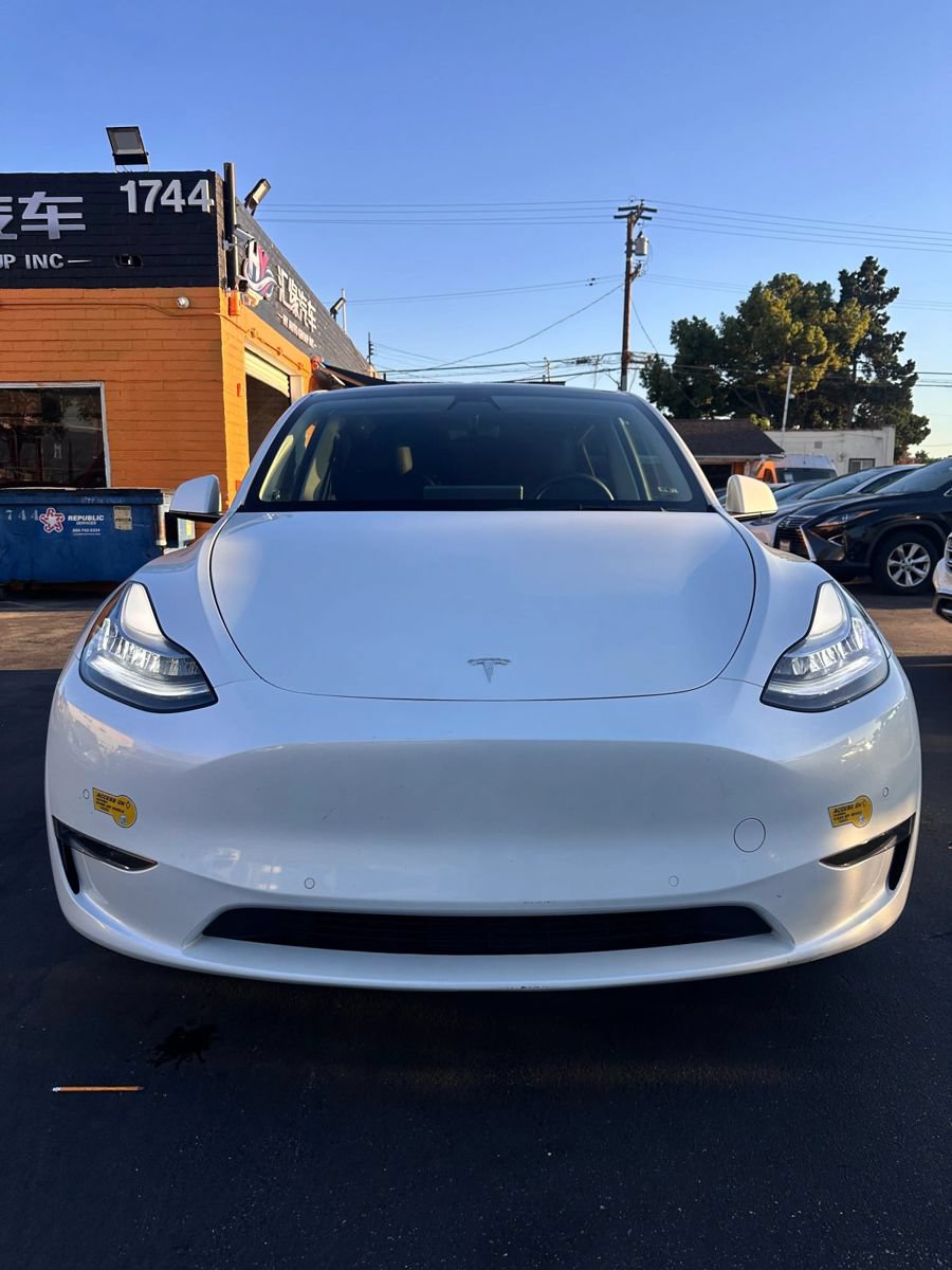 Used 2021 Tesla Model Y Long Range AWD/4WD image 2